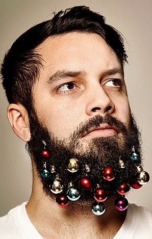 Decorate your beard for Christmas!