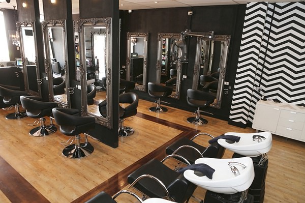 ZIGZAG Hair Studio opens in Australia!