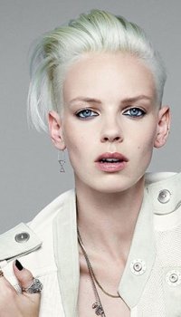 short-slick-straight-hair-with-shaved-sides-GOLDWELL