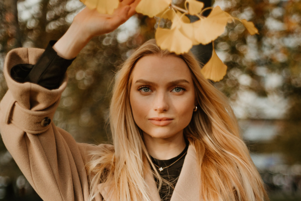 blonde hair autumn